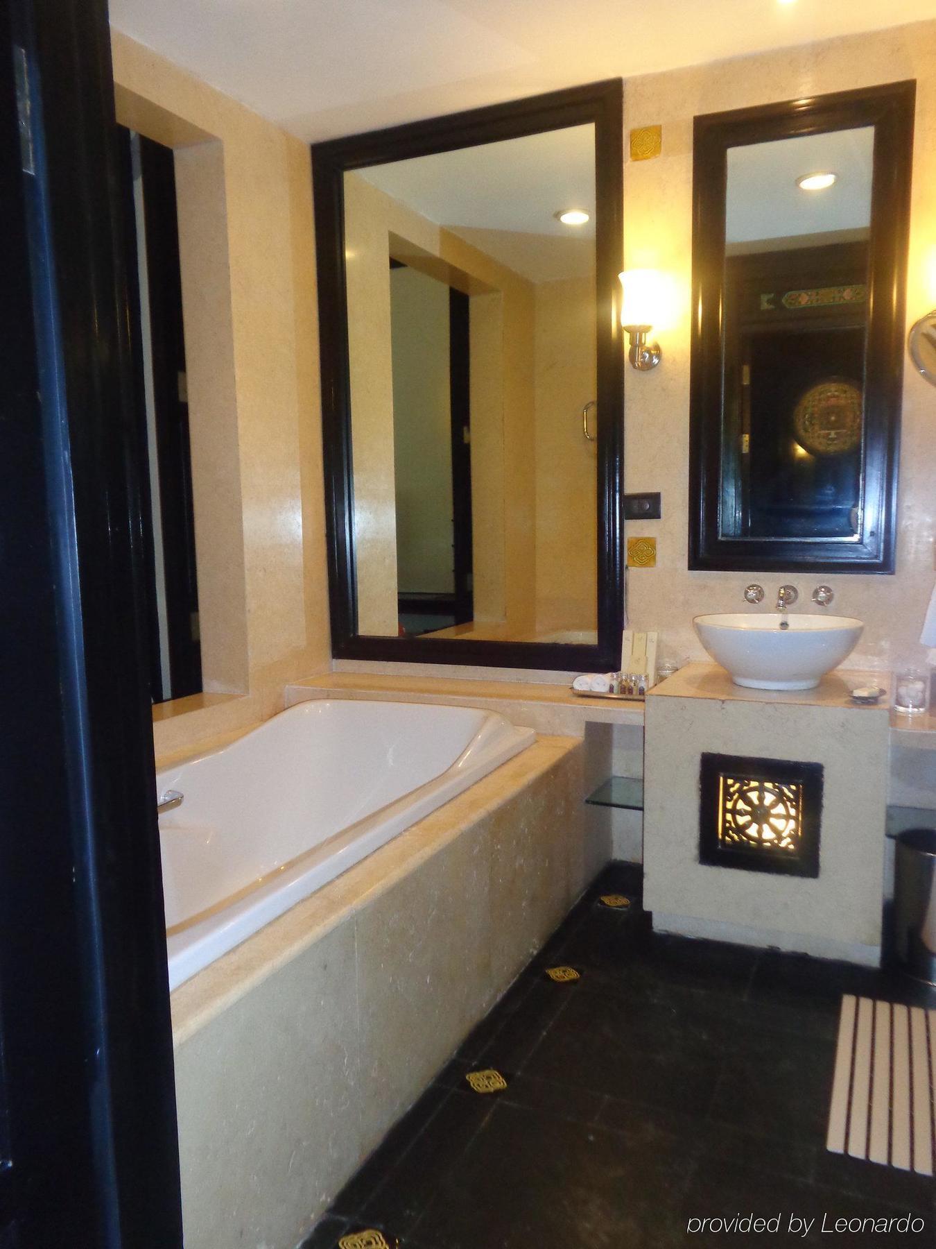 Pemako Hotel Timpu Kültér fotó